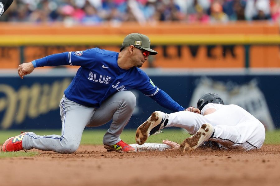 Yohendrick Pinango hits first career homer, Blue Jays outlast Tigers