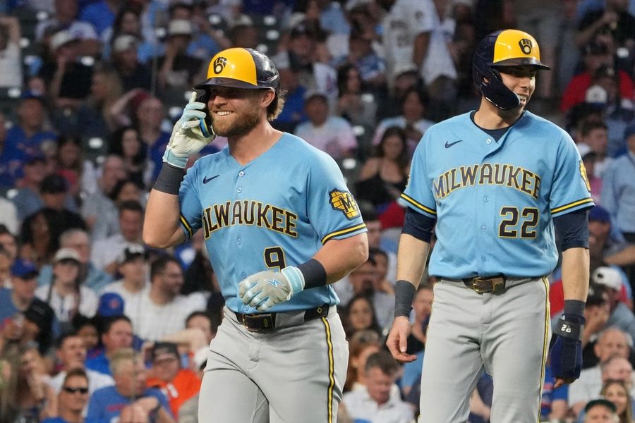 MLB: Milwaukee Brewers at Chicago Cubs