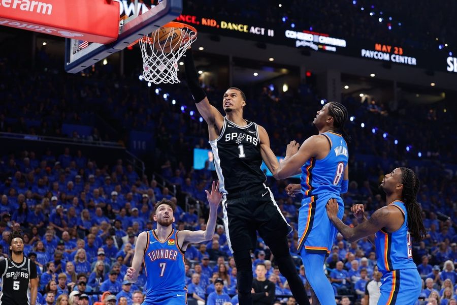 NBA: Playoffs-San Antonio Spurs at Oklahoma City Thunder