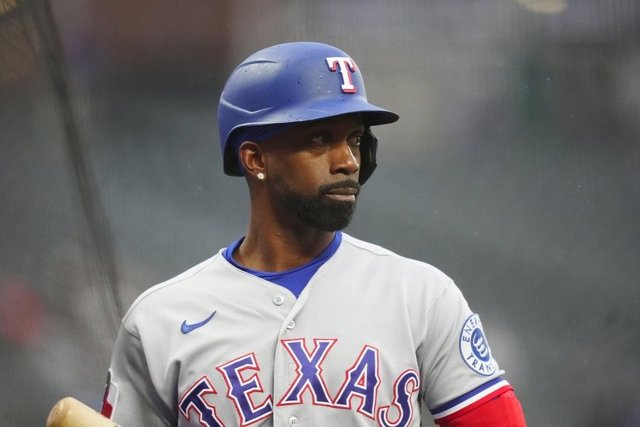 Los Bravos firman al veterano jardinero Andrew McCutchen con un contrato de ligas menores.