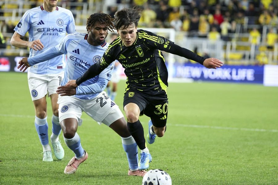Crew loan M Hugo Picard to French side Troyes
