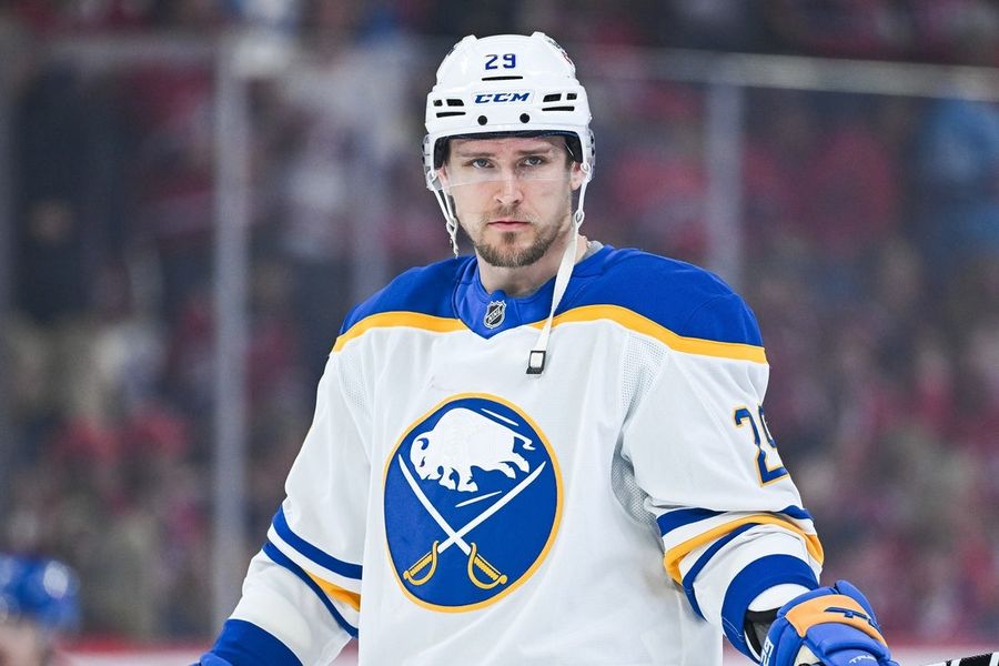 Sabres re-sign F Beck Malenstyn to 6-year, $17.5-million deal