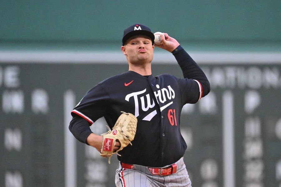 Rookie pitchers duel in AL Central showdown between White Sox, Twins