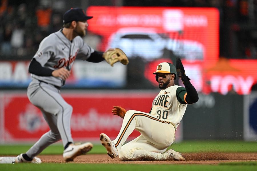 MLB: Detroit Tigers at Baltimore Orioles