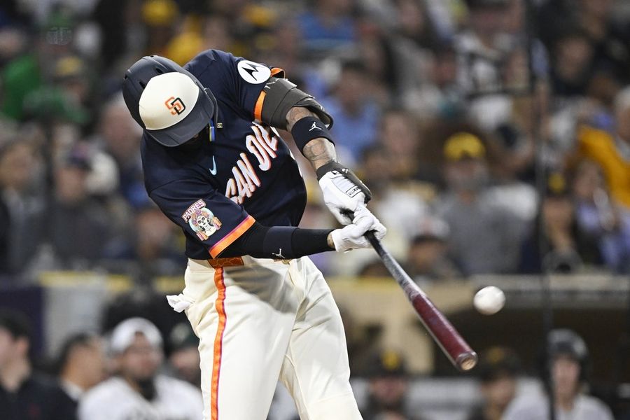 Los Padres dieron de baja al jardinero Nick Castellanos mientras estaba en Filadelfia.