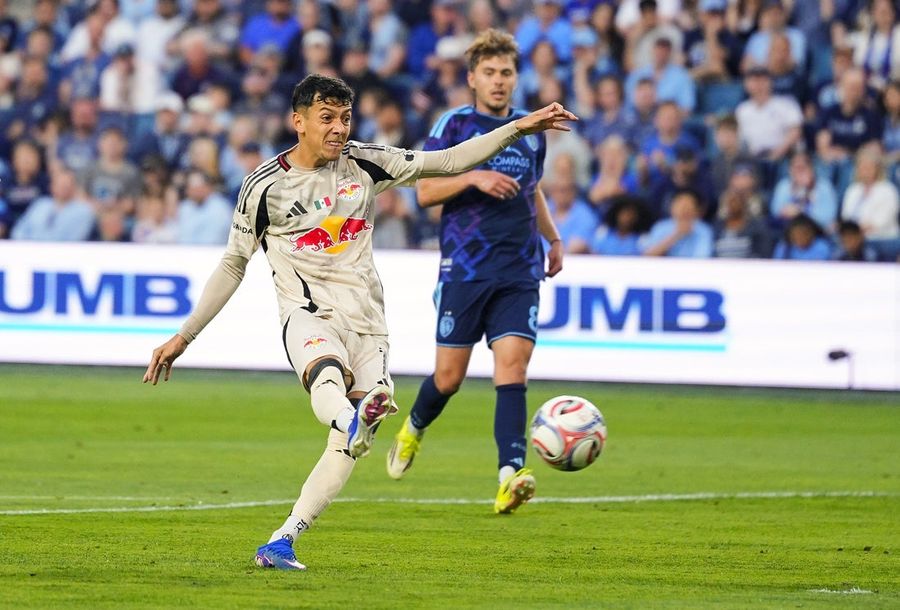 MLS: Red Bull New York at Sporting Kansas City