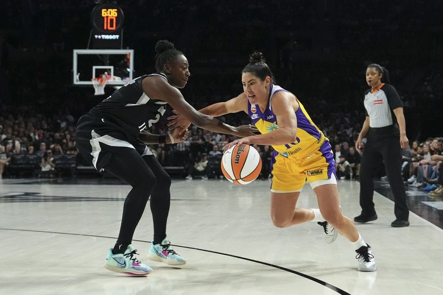Sparks G Kelsey Plum, WNBA’s top scorer, sprains ankle in practice