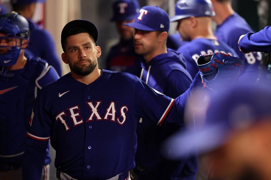 Os Rangers contam com um forte desempenho dos seus arremessadores titulares para a revanche contra os Cardinals.