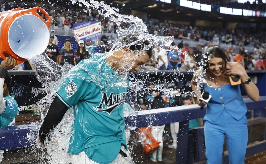 Os Marlins chegam embalados para o primeiro jogo da série contra os Blue Jays.