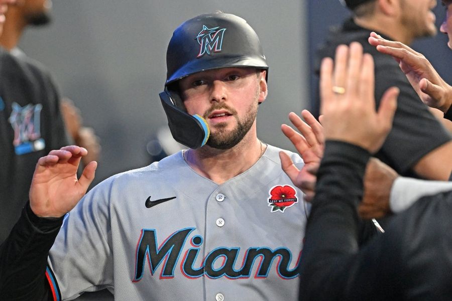 Balanced offensive attack carries Marlins past Blue Jays