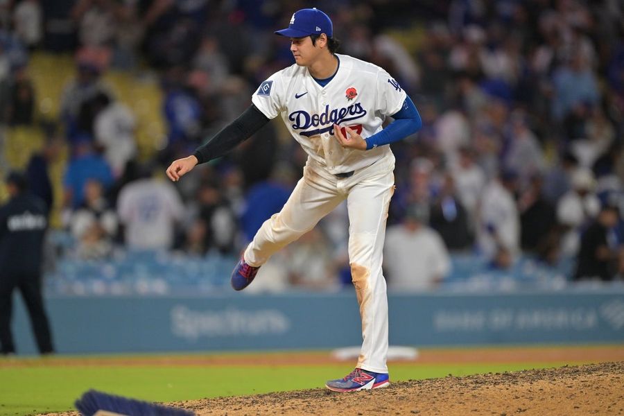 Dodgers' Shohei Ohtani sets sights on Tomoyuki Sugano, Rockies