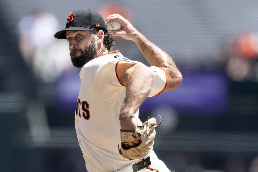 Trailing early, Diamondbacks rally to extend domination of Giants 