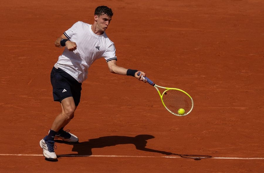 ATP roundup: Top four seeds all eliminated in Gstaad