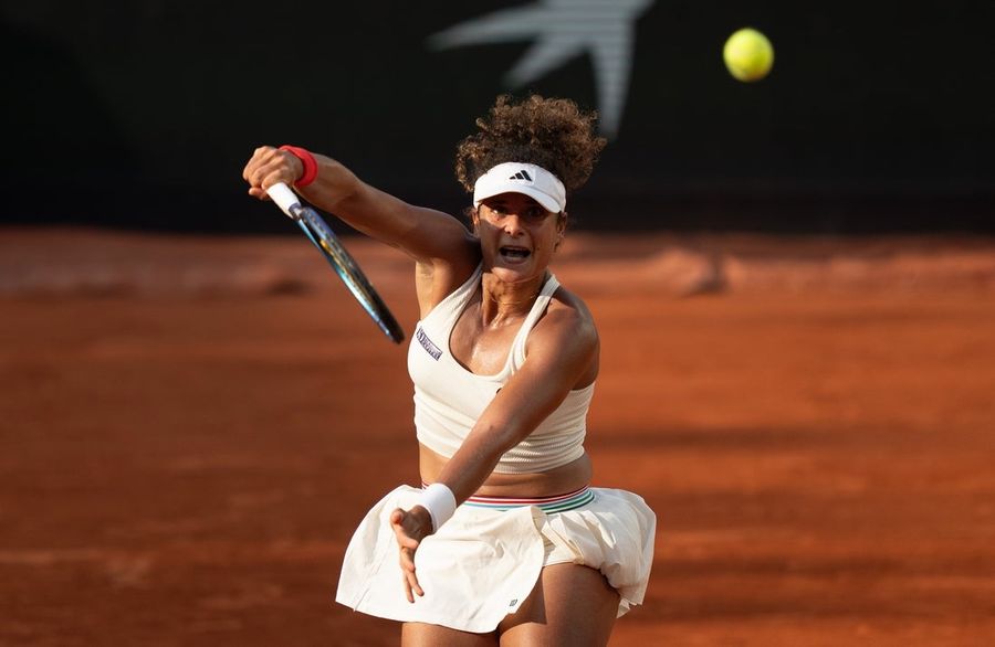 WTA roundup: Mayar Sherif beats Paula Badosa in Hamburg