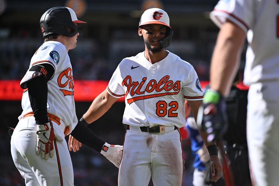 Os Orioles marcaram cinco corridas na nona entrada e surpreenderam os Blue Jays.