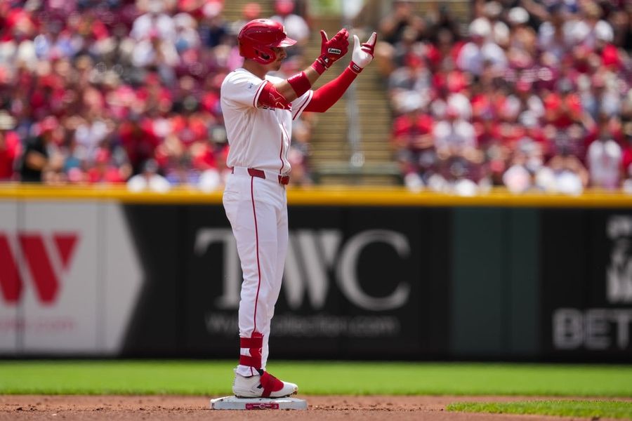 Eugenio Suarez e JJ Bleday ajudam os Reds a quebrar a sequência de vitórias dos Braves