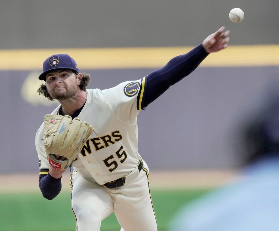 Tras una victoria estelar, los Brewers buscan barrer a los Rockies.