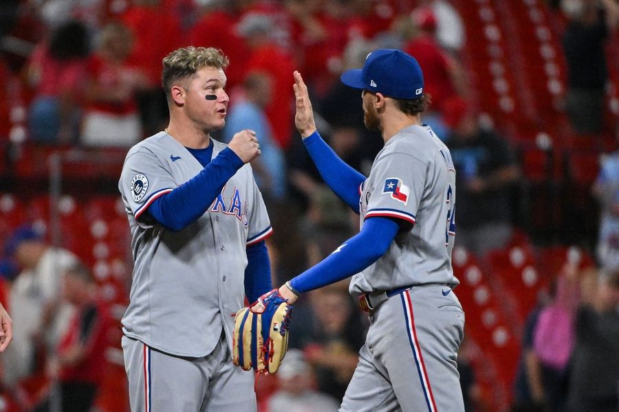 Joc Pederson y los Rangers ponen en el punto de mira a los Guardians.