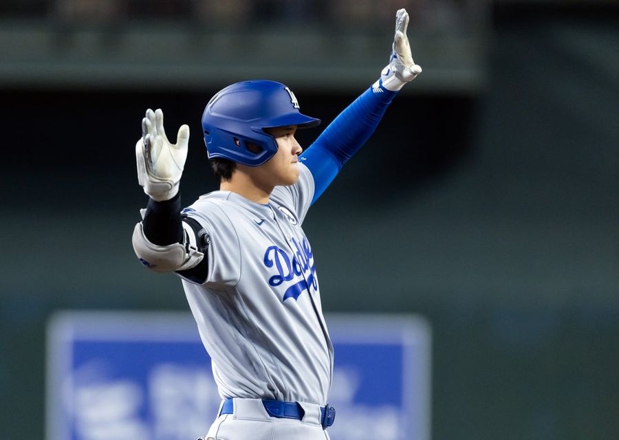 Los Diamondbacks intentan frenar a la estrella de los Dodgers, Shohei Ohtani, que juega en dos posiciones.