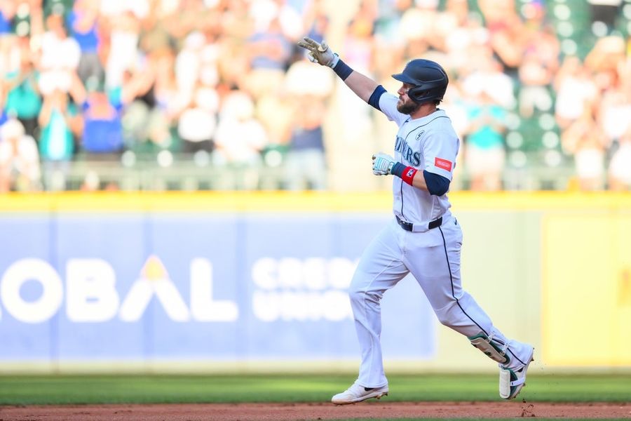 Los Marineros, en racha ganadora, aprovechan su arrebato de poder para llegar al final de la serie contra los Mets.