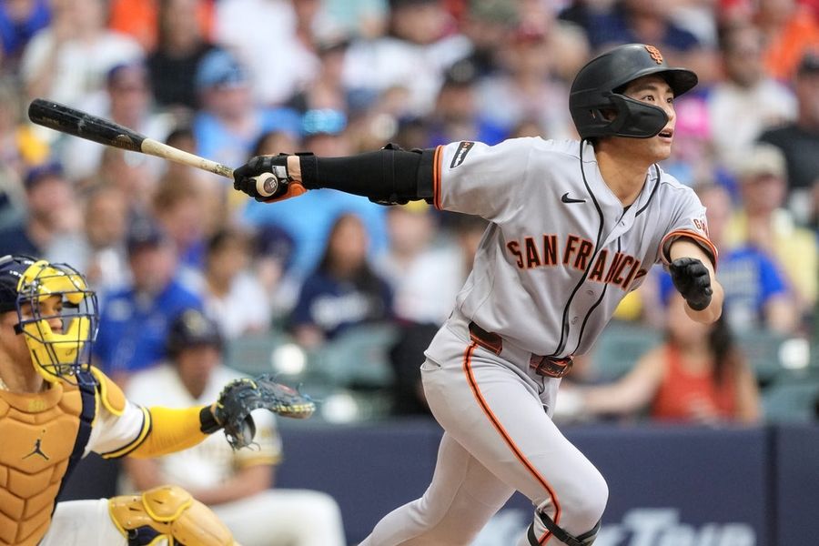 Tras un gran esfuerzo ofensivo, los Giants buscan frenar el impulso de los Cubs.