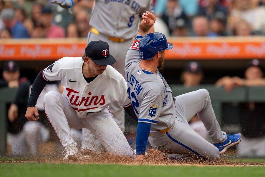 El sencillo de Josh Rojas como bateador emergente en la novena entrada le da la victoria a los Royals sobre los Twins.