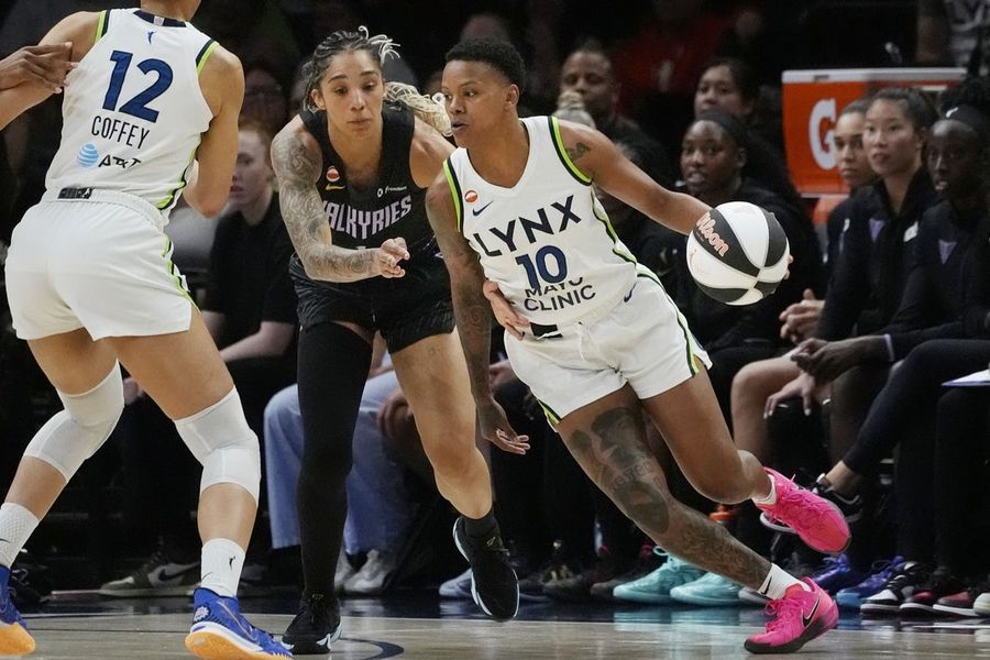 Olivia Miles (28), Lynx supera a Valkyries y consigue su sexta victoria consecutiva.