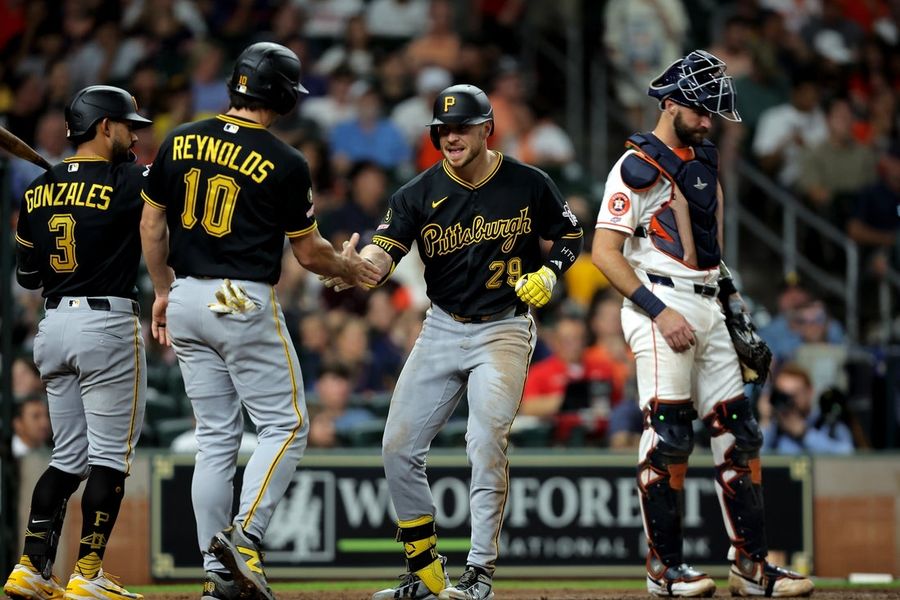 Ryan O'Hearn impulsa 3 carreras para liderar a los Pirates en su victoria sobre los Astros.
