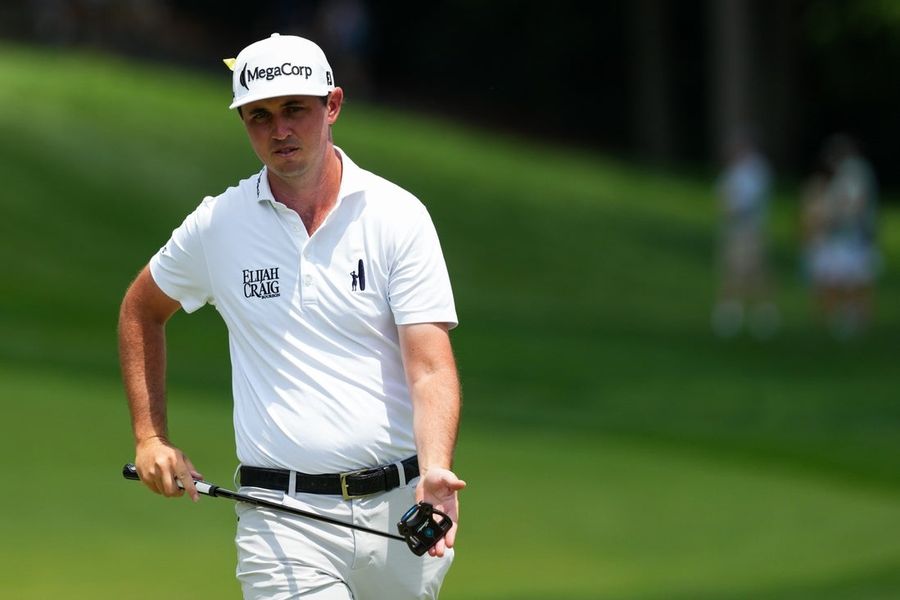J.T. Poston solves difficult Memorial greens to take 36-hole lead