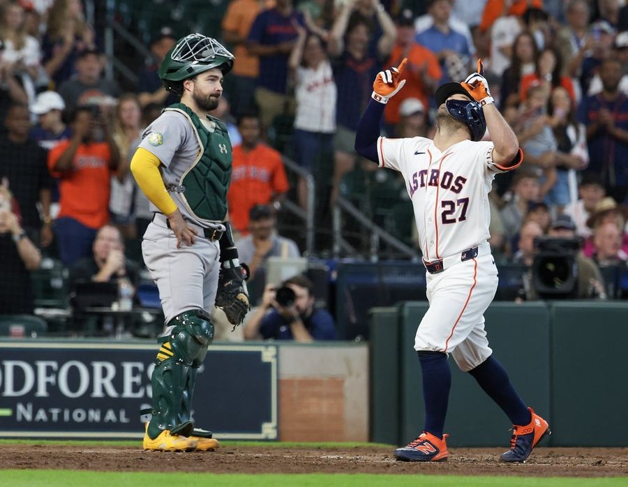Yordan Alvarez blast powers Astros to big win over Athletics