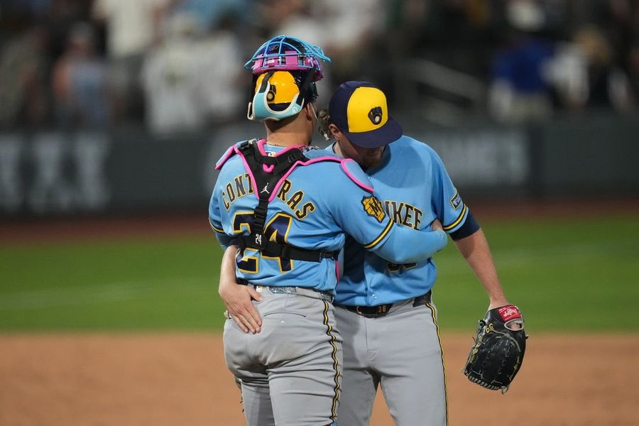 Brewers outlast A's 15-14 in wild 12-inning affair at Las Vegas