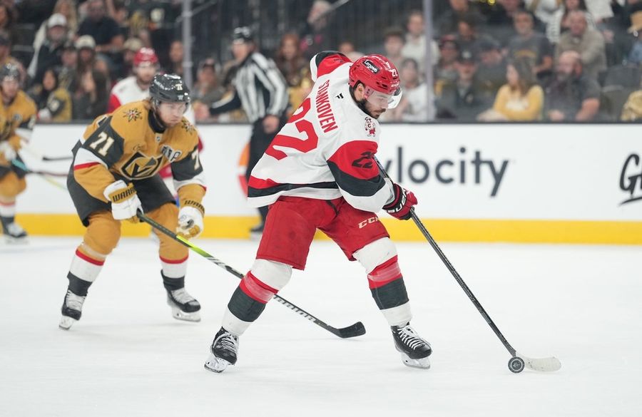 Behind Jordan Staal's 2 goals, Hurricanes level Stanley Cup Final 2-2
