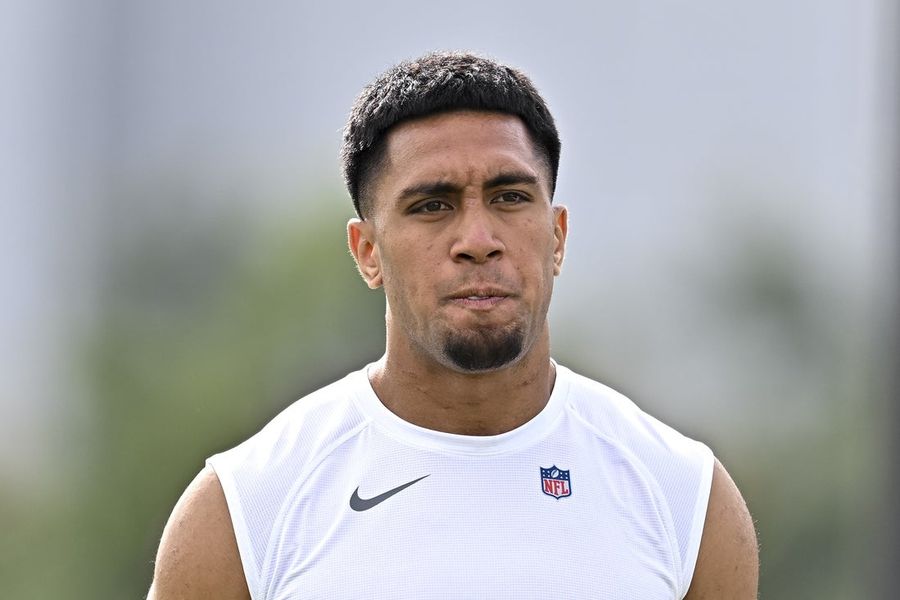 Informe: Los Texans y el apoyador Henry To'oTo'o llegan a un acuerdo para extender su contrato.
