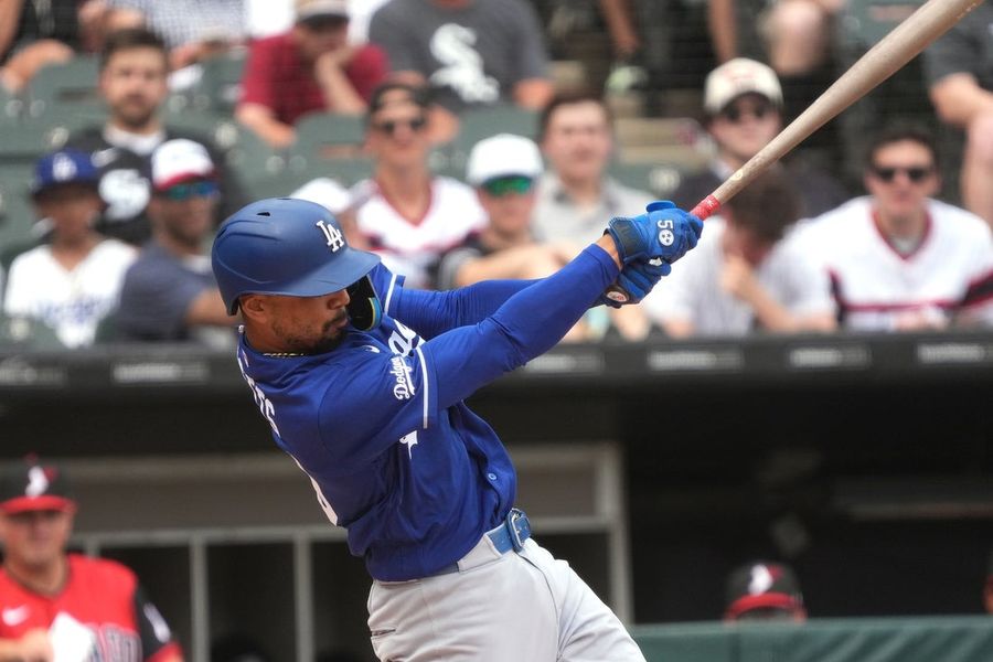 Mookie Betts giving Dodgers boost heading into series vs. Rays
