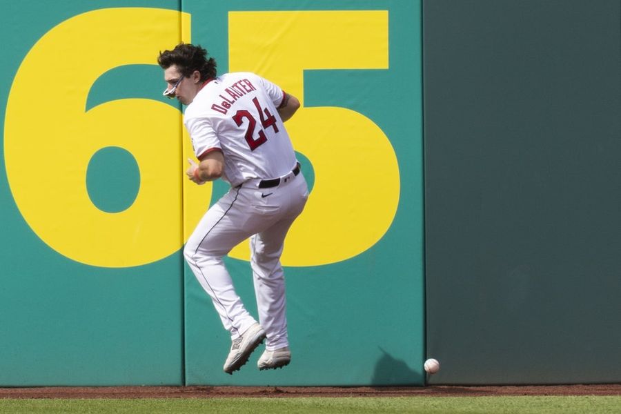 Guardians place OF Chase DeLauter (ribcage) on 10-day IL