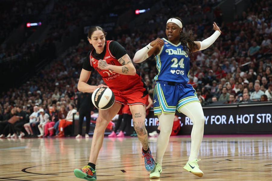 Balanced scoring, late free throw help Fire beat Wings, snap skid