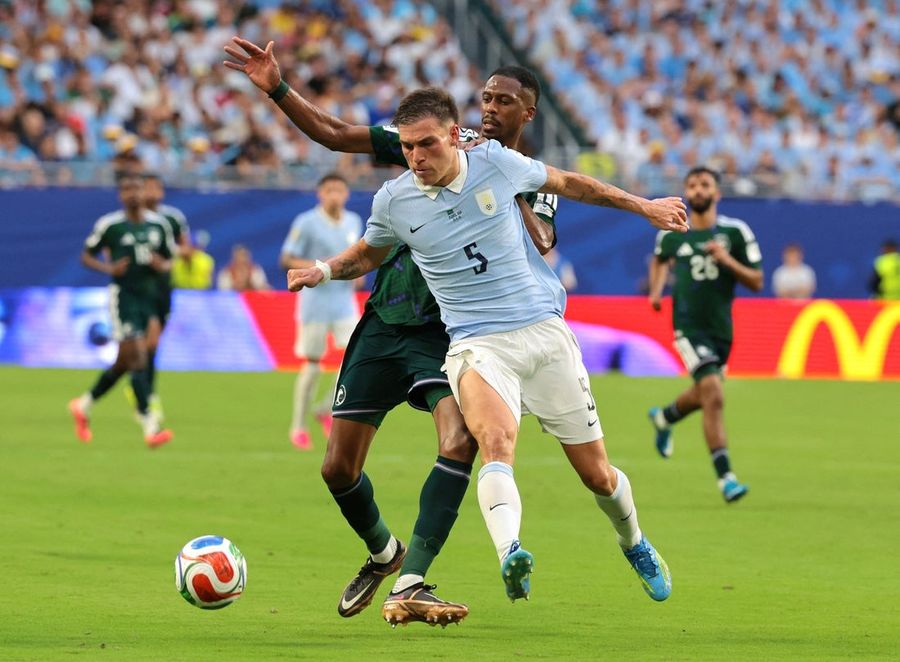 Report: Uruguay’s Manuel Ugarte (knee) to miss extended time