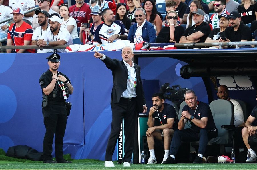 Iraq's Graham Arnold on facing France: Wish we could play 3 keepers