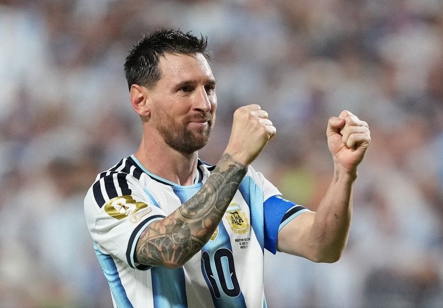 Argentine news crew dismissed after false Messi family report