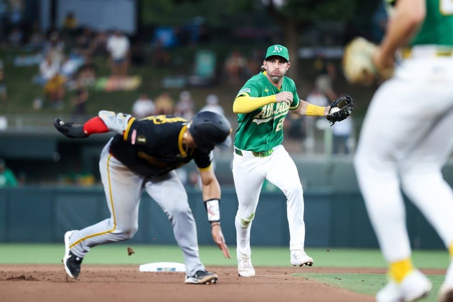 Brandon Lowe's 9th-inning blast completes Pirates' comeback vs. A's