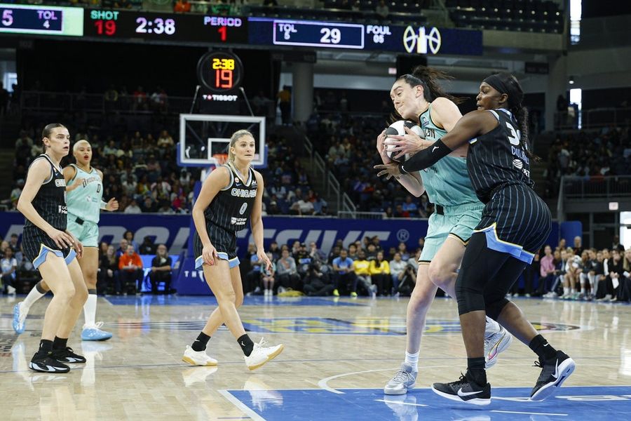 Liberty escape Sky's upset bid on Sabrina Ionescu layup