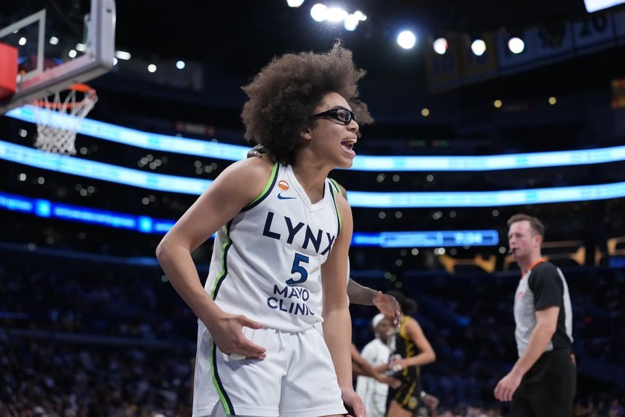 Torrid Olivia Miles leads Lynx into battle vs. Valkyries