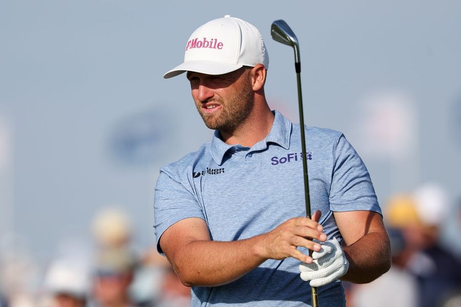 Wyndham Clark finishes first round with 2-shot lead at US Open