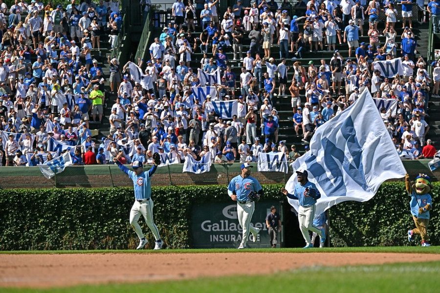 Surging Cubs shoot to roll another 7 in clash vs. Blue Jays