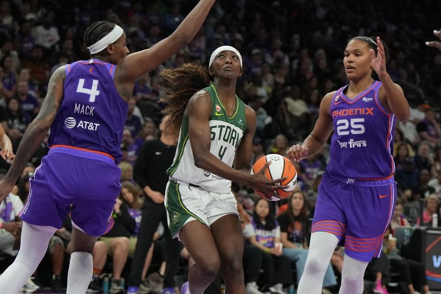 Storm travel to Mercury carrying rare 2-game win streak