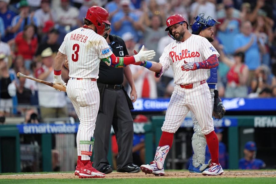 Kyle Schwarber e Bryce Harper querem levar os Phillies à vitória sobre os Mets novamente.