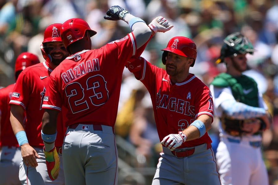 O home run de Zach Neto na nona entrada dá a vitória aos Angels sobre os Athletics.