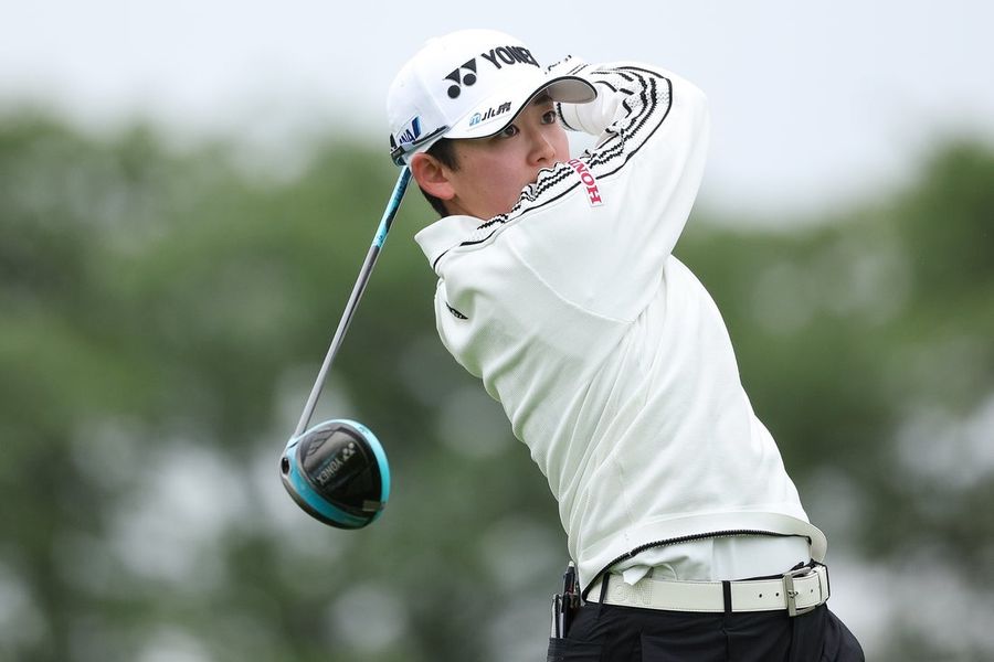 Aki Iwai leads by 2 at Evian with Nelly Korda 11 shots back