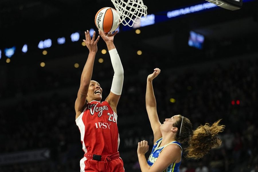 A'ja Wilson anotó 32 puntos y las Aces se impusieron con facilidad a las Wings.