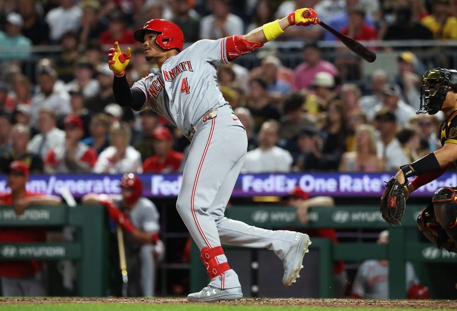 Noelvi Marte's pinch-hit HR powers Reds past Pirates